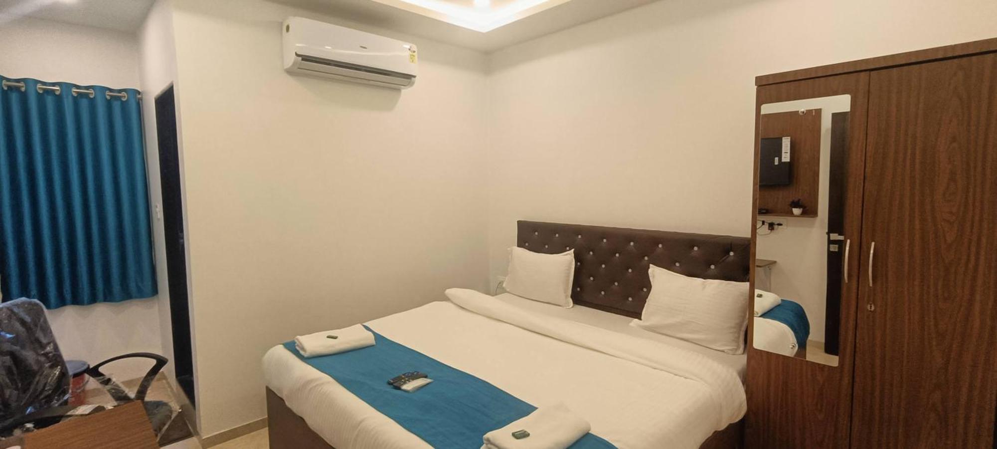 Welcome Vista Navi Mumbai Buitenkant foto